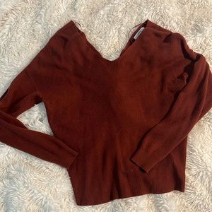 Twist in the back sweater